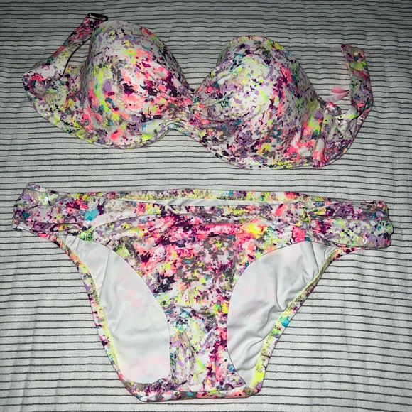 Victoria Secret Swimsuit - Picture 2 of 6